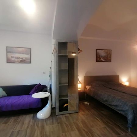 Zagreb 2 Botanical Garden Budget Apartment Bagian luar foto