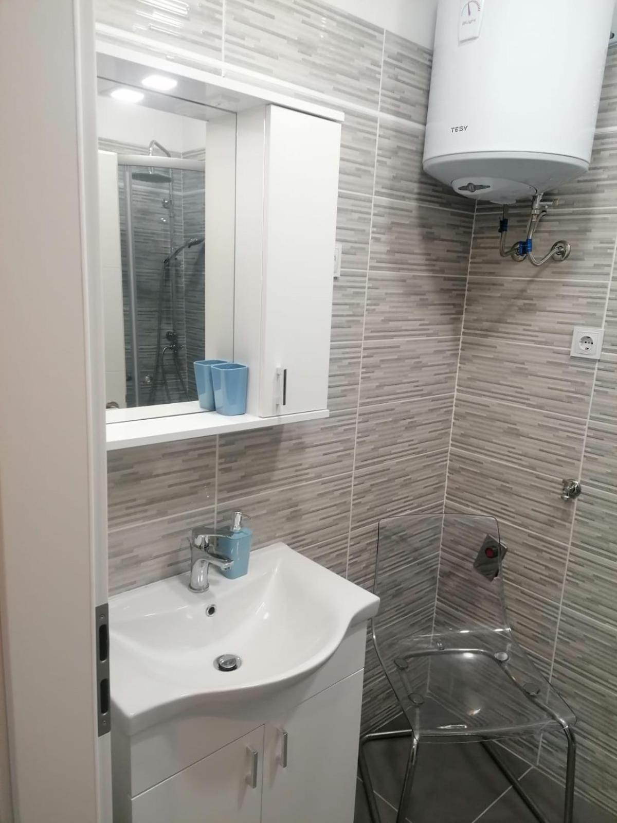 Zagreb 2 Botanical Garden Budget Apartment Bagian luar foto